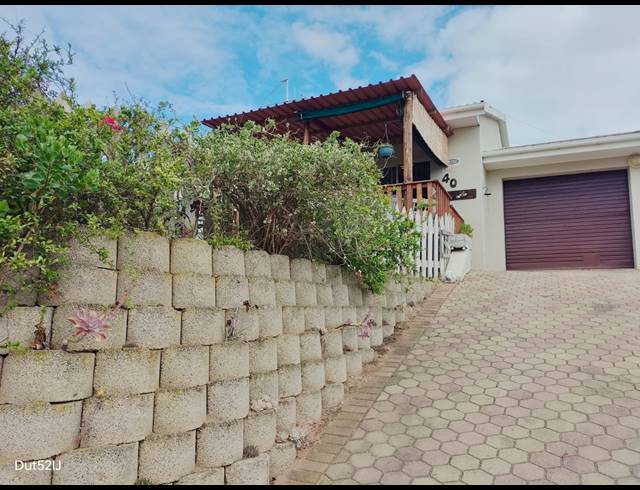 3 BEDROOM HOUSE FOR SALE IN FRAAIUITSIG